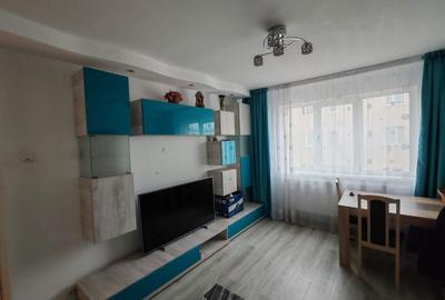 Apartament cu 3 camere semidecomandat în Central - 2