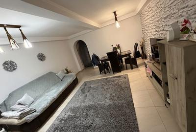 Casă cu 4 camere în Central - 4