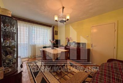 Apartament cu 2 camere semidecomandat, mobilat în Cetate - 2