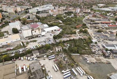 Teren industrial de 6,820mp Strada Poetului - 7