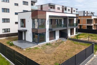 Duplex cu 4 camere în Ghimbav Livadă