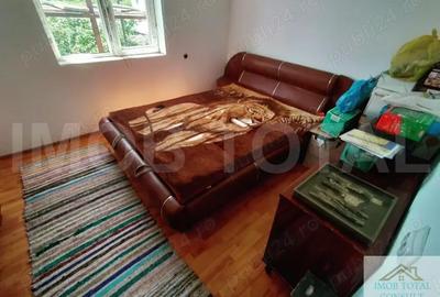 Casă cu 6 camere în Central - 12