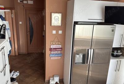 Apartament cu 3 camere decomandat în Astra - 2