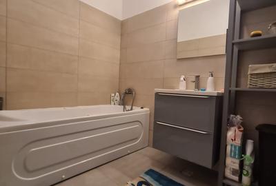 Apartament cu 2 camere decomandat, mobilat în Lujerului - 15