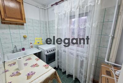 Garsoniera decomandata, etaj 1, centrala, Brazda-Spiru Haret - 4