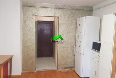 Garsoniera de vanzare mobilata utilata Sibiu Terezian - 3