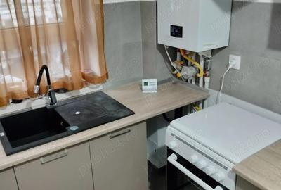 Apartament cu 2 camere decomandat în Tractorul - 8