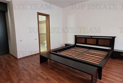 Casă cu 7 camere cu Teren 130 Mp în 1 Mai - 13