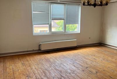 Casa Rasnov, Central, str. Ghimbasel - 7