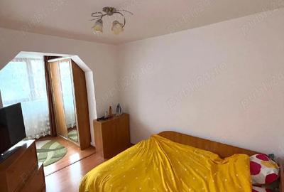Apartament cu 2 camere semidecomandat în Trivale - 3