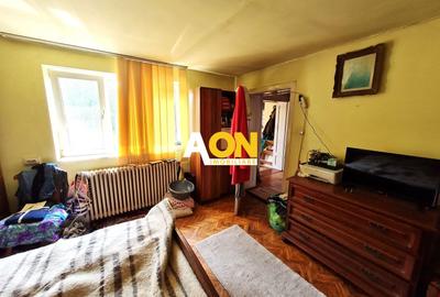 Casă individuală cu 3 camere cu Canalizare în Central - 2