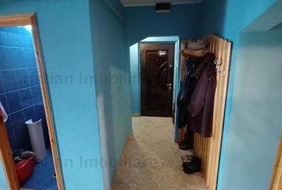 Apartament cu 3 camere decomandat în Călărași - 10