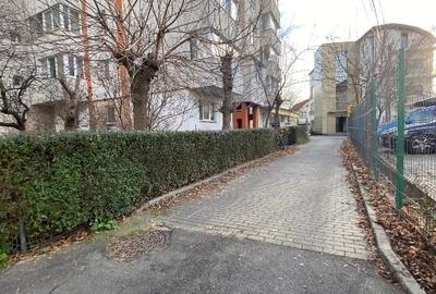 PF proprietar - vând ap.cu 2 dormitoare, Titulescu - 6