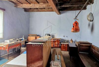 Casă cu 5 camere cu Teren 1200 Mp în Dragu - 13