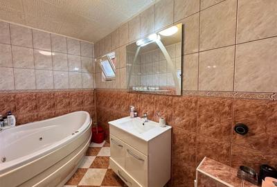 Duplex cu 6 camere cu Canalizare în Vatra Luminoasă - 12