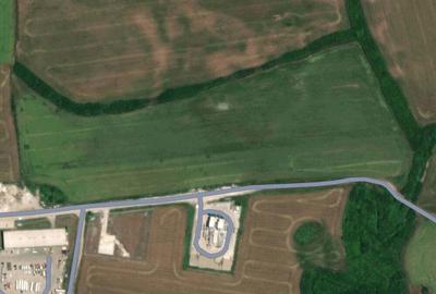 Teren de 42000 mp, în Nord - 5