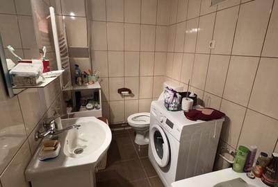 Casă cu 5 camere cu Teren 361 Mp în Central - 12