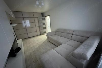 Apartament cu 2 camere decomandat în Gara de Nord
