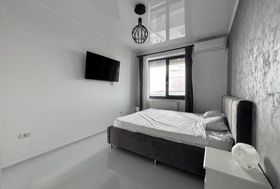 Prima linie la lnga plaja si vedere catre mare - 3