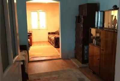 Casă cu 3 camere în Câmpeni - 2