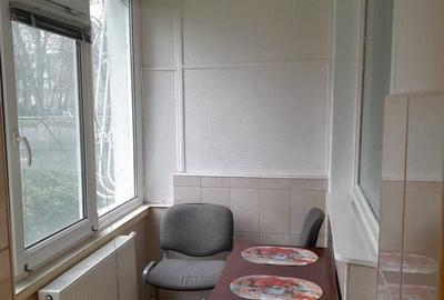 Garsonieră decomandată în Barieră - 7