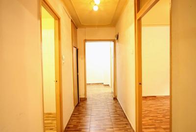 Turda - Parcul Regina Maria, 2 camere, decomandat, parter cu balcon, bloc 1982 - 9