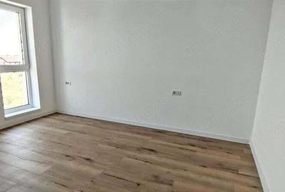 Apartament cu 3 camere terasa de 30 mp foarte spatios zona Braytim - 4