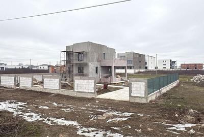 Casă cu 4 camere în Central - 2