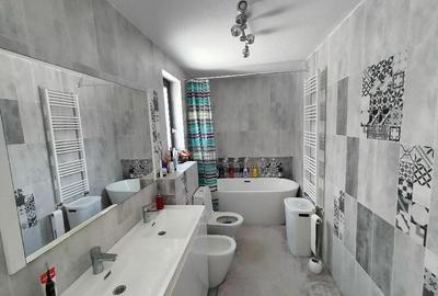 Casă cu 2 camere cu Canalizare în Rediu - 5