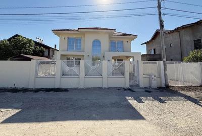 Casă cu Teren 500 Mp în Central