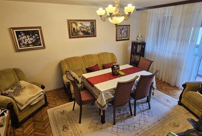 Apartament cu 4 camere decomandat în Tomis I - 16