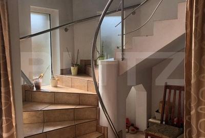 Vila 200mp, teren 537mp, zona cartier Micro 3 - 8