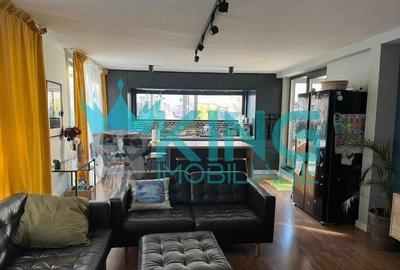 Apartament cu 5 camere decomandat, mobilat în Moșilor