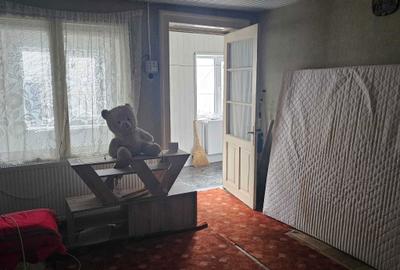 Casă cu 2 camere cu Teren 100 Mp în Exterior Vest - 3