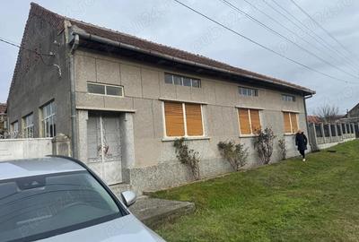 Casă cu 4 camere în Cireșu - 3
