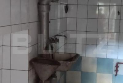 Casă cu 6 camere cu Canalizare în Aurel Vlaicu - 9