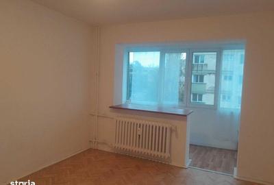 Apartament cu 3 camere decomandat în Valea Rosie - 1