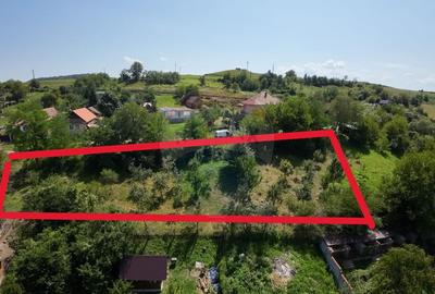 Teren intravilan 3,000mp Hetiur - 2