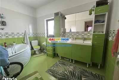 Casă cu 4 camere cu Canalizare în Drumul Taberei - 17