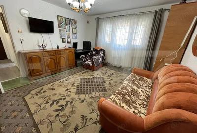 Apartament 2 camere, 49 mp, zona Micro 4 - 9