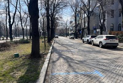 Apartament cu 3 camere semidecomandat, mobilat în Aviatorilor - 1