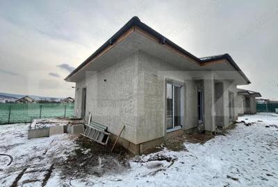 Casă cu 4 camere cu Teren 350 Mp în Lunca Cetățuii - 2