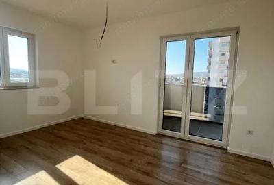 Apartament cu 3 camere semidecomandat în Central - 2