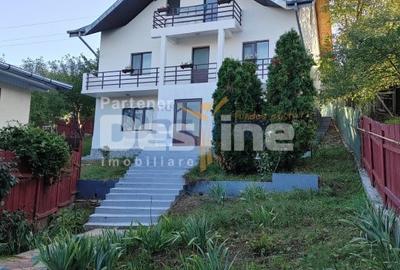 Casă individuală cu 4 camere cu Canalizare în Bucium - 2