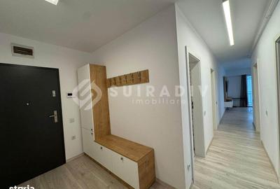 Apartament cu 3 camere semidecomandat în Central - 1