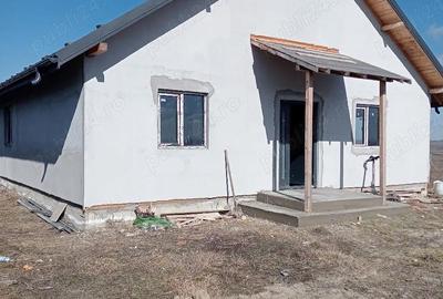 Casă cu 3 camere cu Teren 500 Mp în Voinești - 5