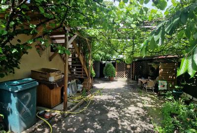 Casa zona 8 Martie P+1 pret 105000 euro - 2
