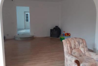 Vila 500mp spatiu de10 apartamente la pre? de 1.. - 7