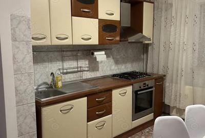 Apartament cu 2 camere decomandat în Titan - 1