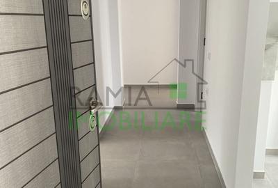 Apartament cu 4 camere decomandat în Tractorul - 6